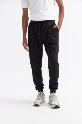 JOGGER PIRIA NEGRO