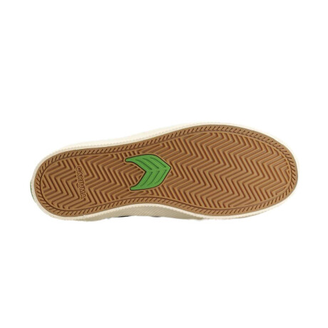 Championes Cariuma Slip On Skate Pro Negro