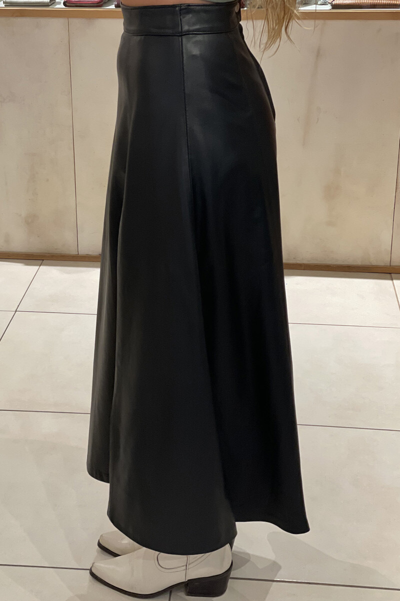 Pollera luisa Negra