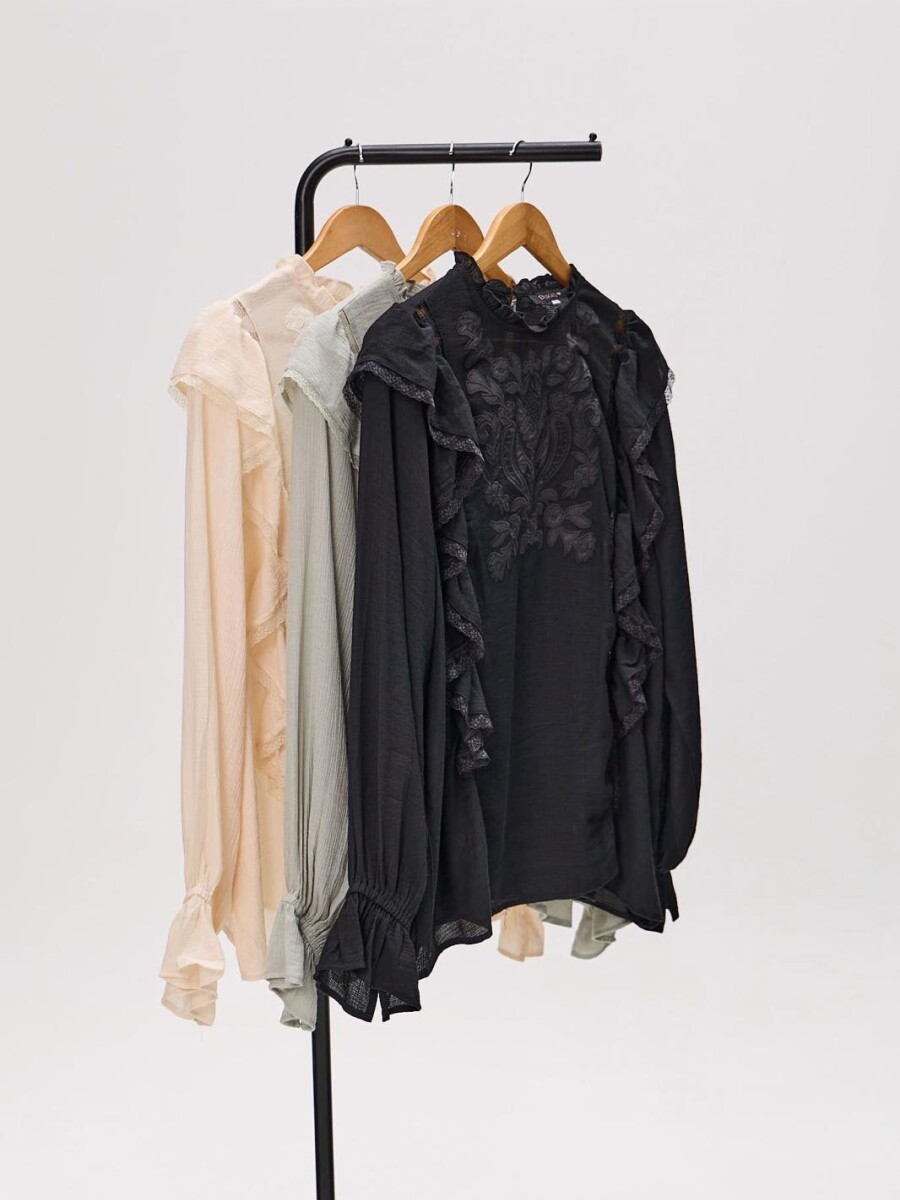 Blusa Olivia Negra