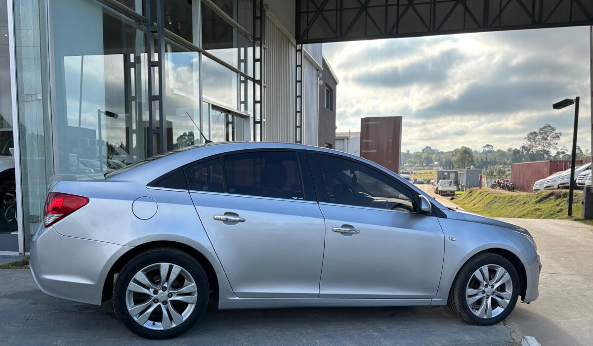 Chevrolet Cruze 1,8 LTZ - 2015 Chevrolet Cruze 1,8 LTZ - 2015