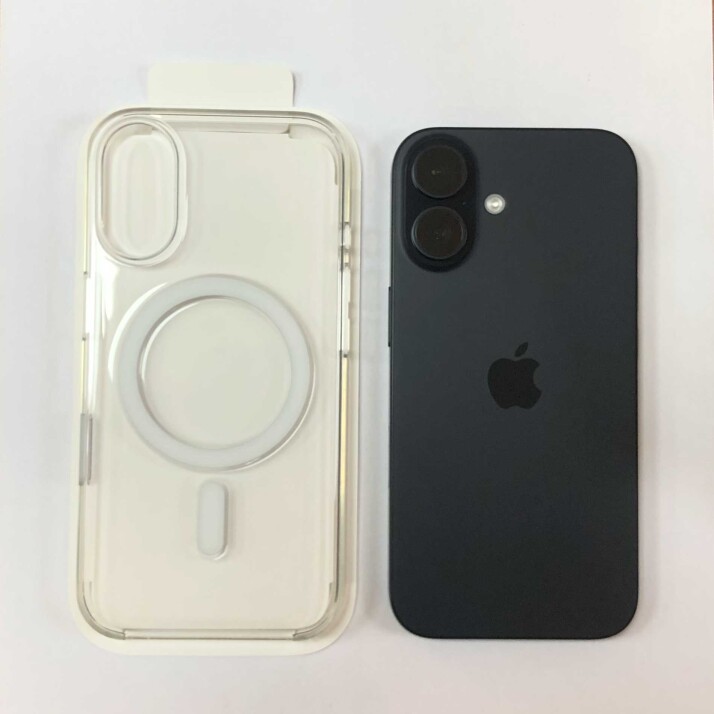 iPhone 16 256 GB - Black iPhone 16 256 GB - Black