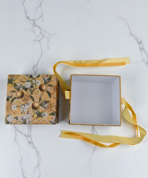 Caja Rigida 16x16 con lazo Diseño 1