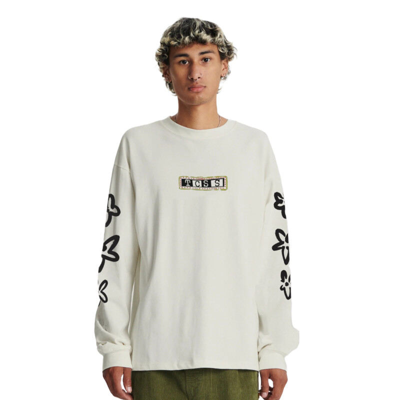Remera Critical Slide Reference - Blanco Remera Critical Slide Reference - Blanco