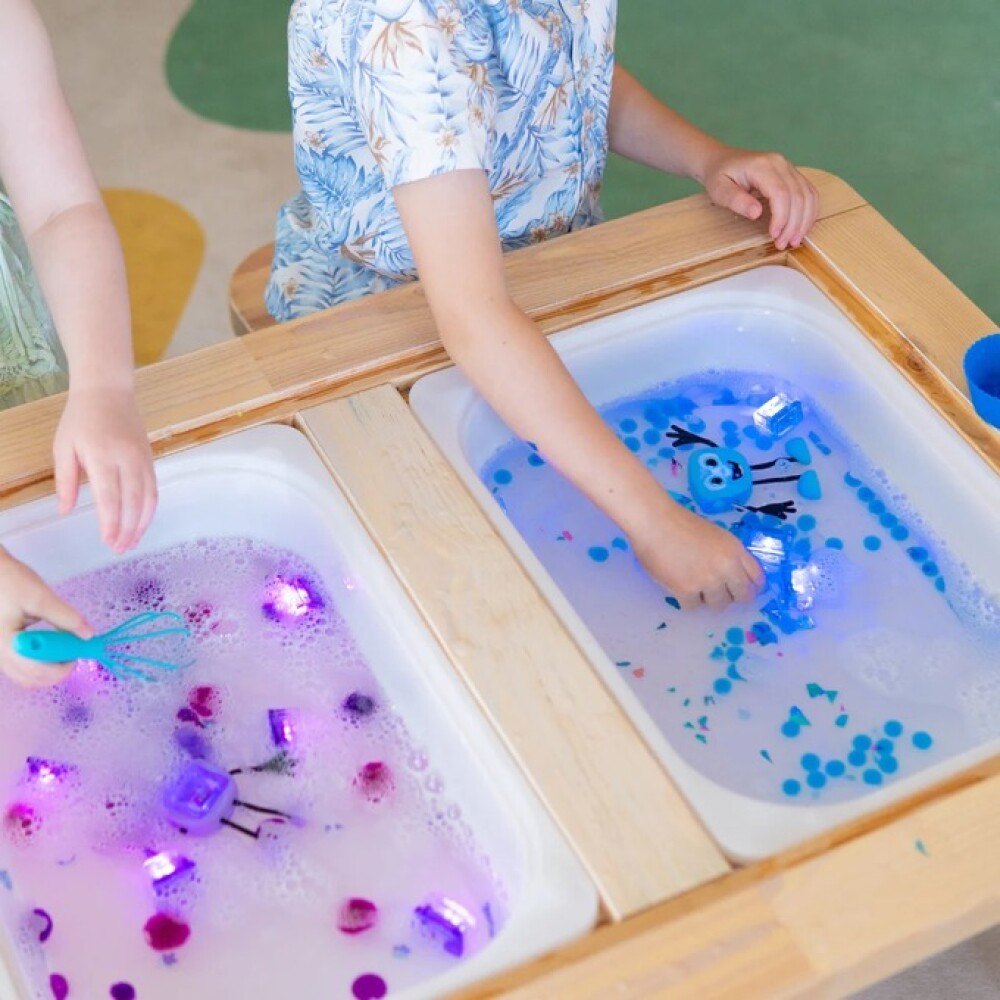 Set divertido GLO PALS para jugar en el agua azul