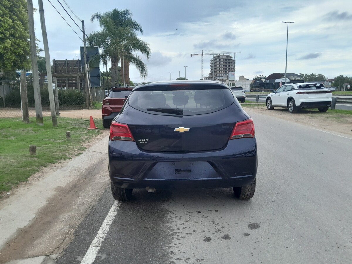 Chevrolet Onix Joy 1.0 Extra Full | Permuta / Financia Chevrolet Onix Joy 1.0 Extra Full | Permuta / Financia