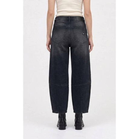 Jean Ophelia Black I26
