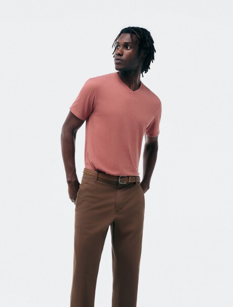 CAMISETA BÁSICA UNISSEX ROSA
