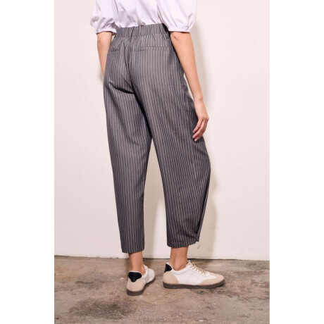 Pantalón A Rayas Gris