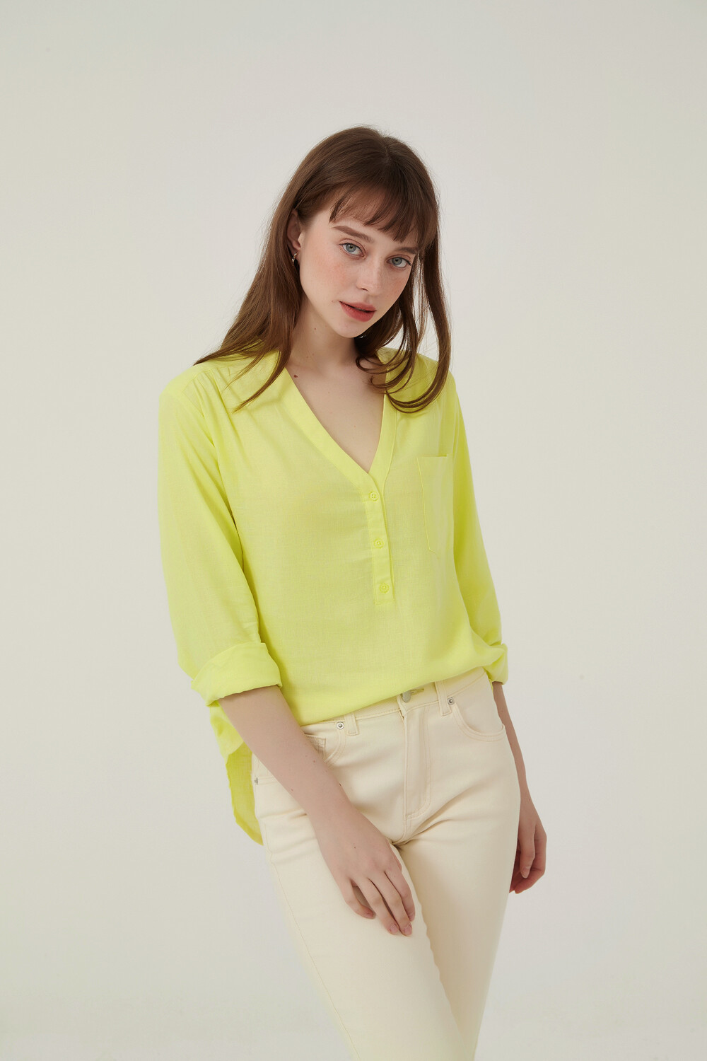 Blusa Aus Amarillo Claro