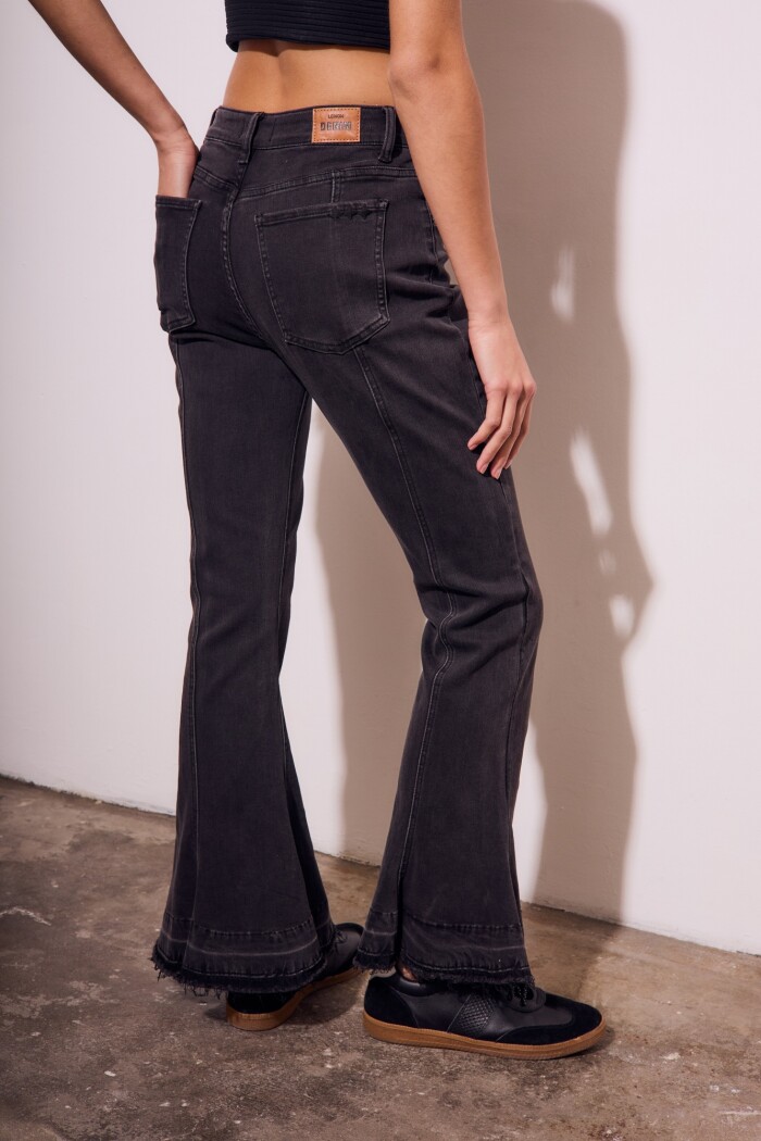 Jean Flare Negro
