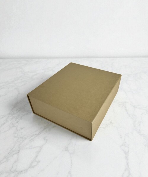 Caja rígida con imán 31x27x10 cm MADERA