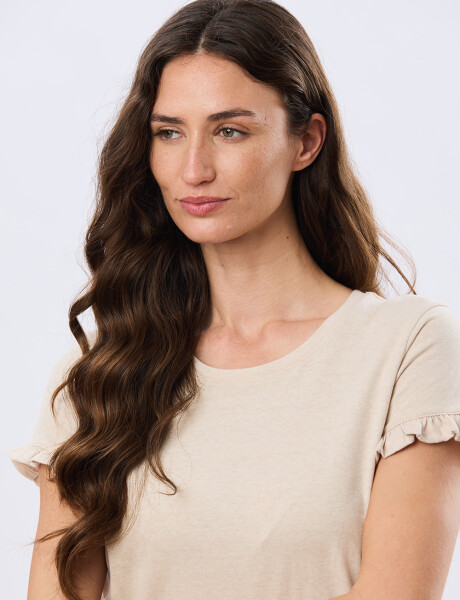 REMERA DE ALGODÓN CON VOLADO Beige