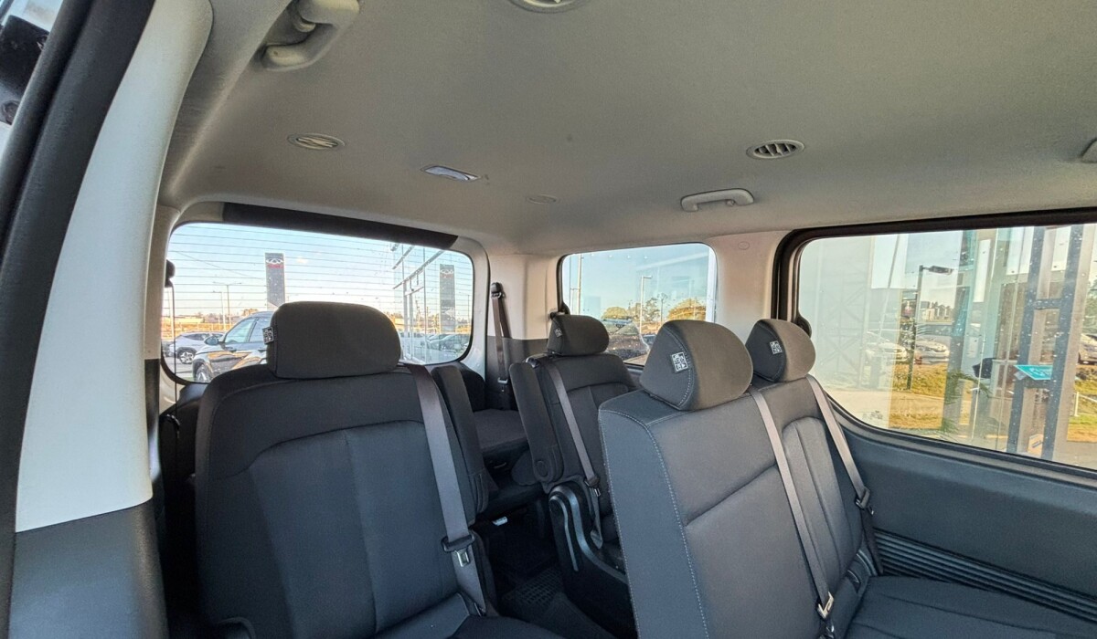 Hyundai H1 Staria Minibus Diesel 2,2 MT - 2022 Hyundai H1 Staria Minibus Diesel 2,2 MT - 2022