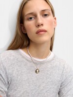 Conjunto De Collares Con Medalla Y Perlas dorado