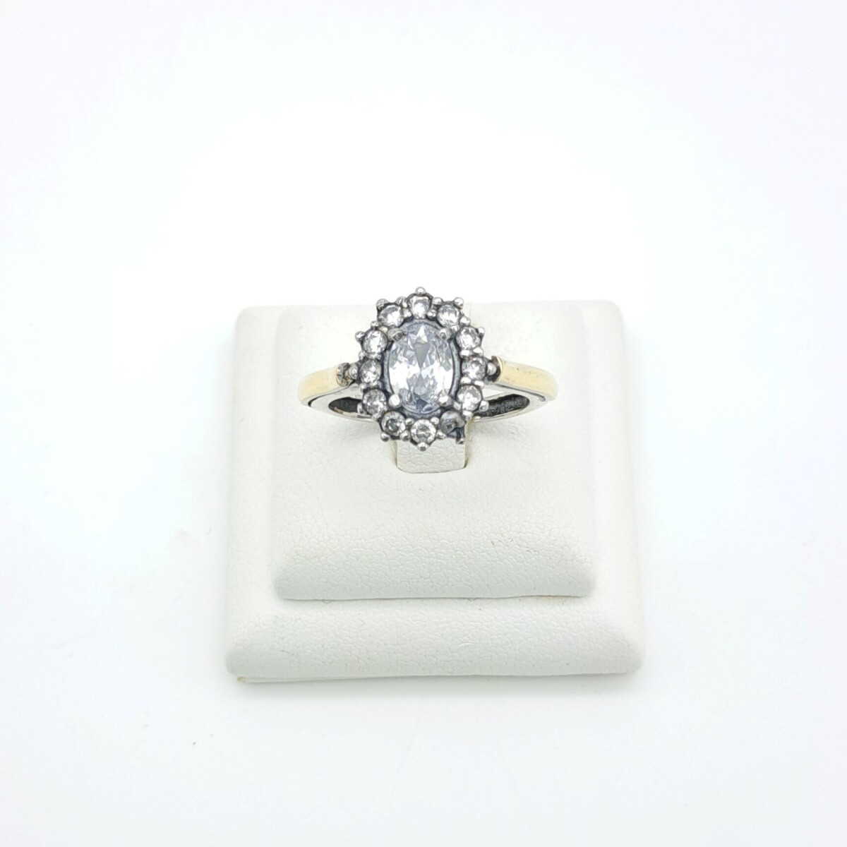 Anillo de plata 925, double en oro 18 ktes y circonias. 