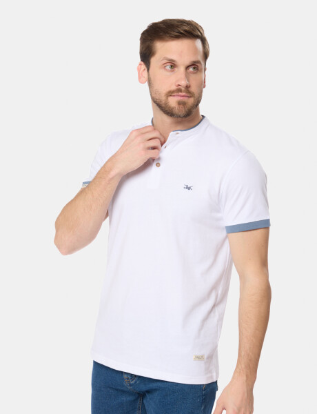 REMERA LISA CUELLO MAO Blanco