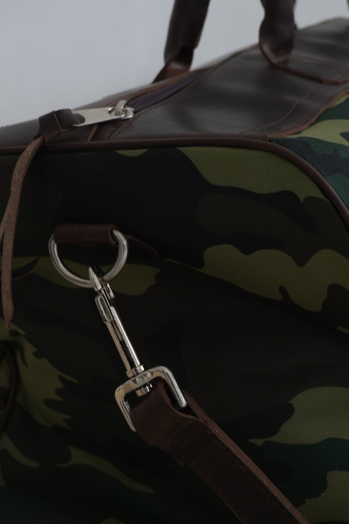 Bolso Sport XL Chocolate / Camuflado