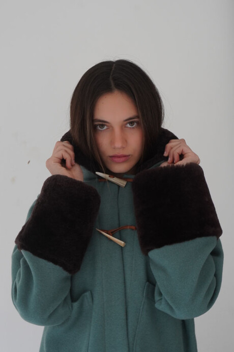 Campera New Jersey Base Petróleo / Corderito Chocolate