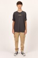 REMERA SPEC ICON OVER TEE BOYS J-negro