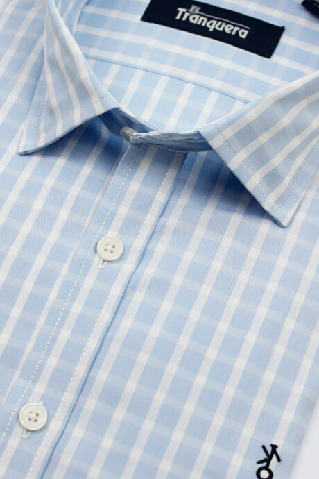 Camisa de Hombre Premium Cuello s/Botones Cuadros Celestes