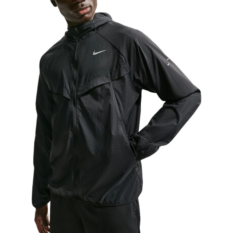 CAMPERA NIKE STRIDE Black