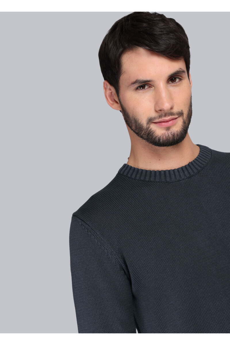 Sweater a la Base Arrow NEGRO