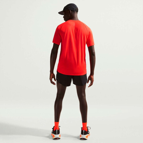 Remera Nike Dri-Fitadv Stride Manga Corta de Hombre Rojo