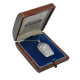 Medalla antigua en oro blanco 18k con imagen de la virgen en nácar y diamantes Medalla antigua en oro blanco 18k con imagen de la virgen en nácar y diamantes