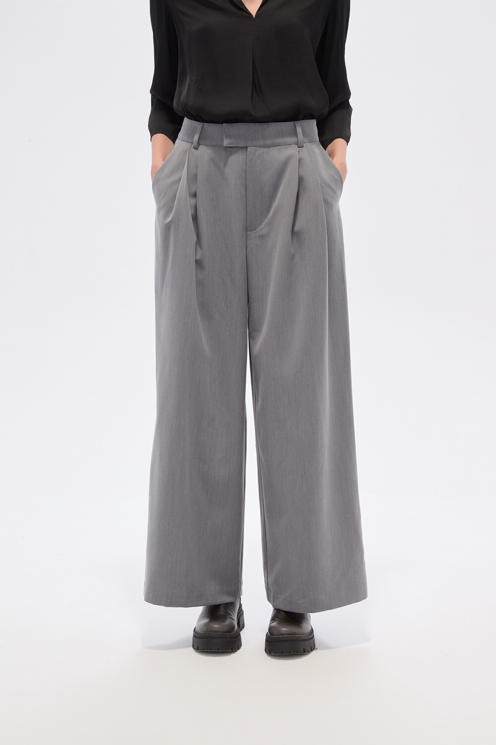 Pantalon Zelvia Gris Medio