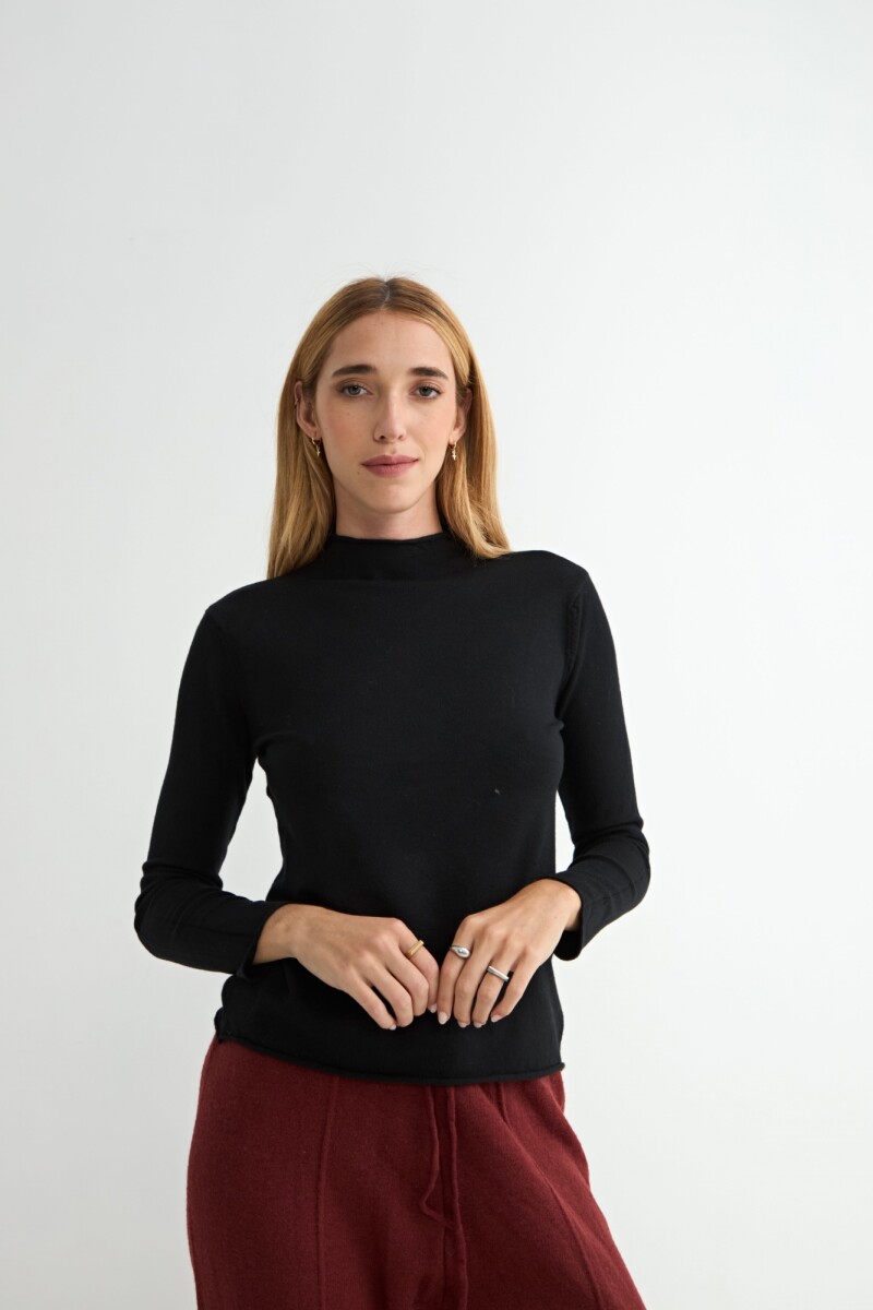 POLERA ARUM - NEGRO 