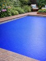 POLIETILENO BURBUJA PARA PISCINA azul