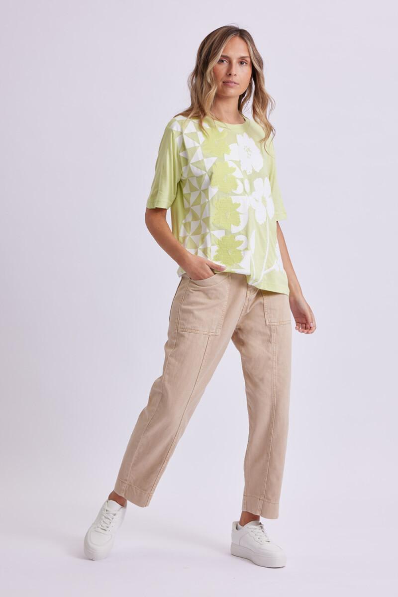 Pantalón jean liviano carrot Beige