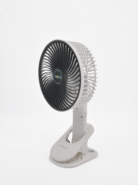 VENTILADOR DE ESCRITORIO 3 NIVELES BLANCO.