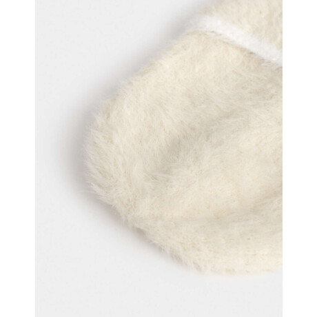 Gorro Peluche Bordado Blanco Crudo