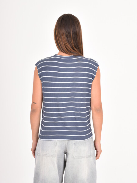 REMERA VERON VARIANTE 4