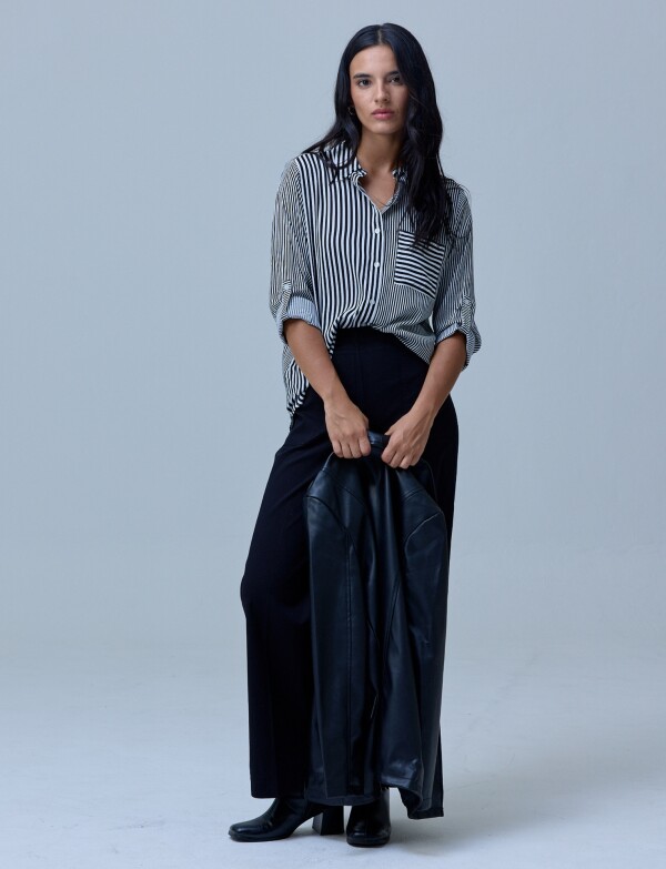 Blazer Eco Cuero Oversized NEGRO