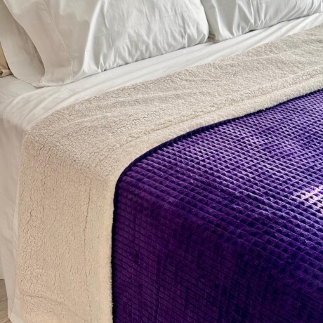 Frazada Soft Reversible C/Corderito 100% Poliéster 200x230cm Frazada Soft Reversible C/Corderito 100% Poliéster 200x230cm