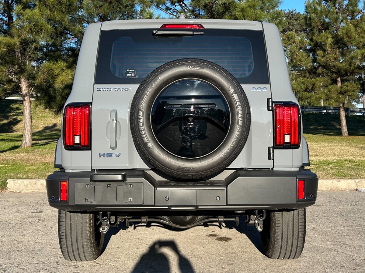 GWM Tank 300 HEV 2026 0KM | Permuta / Financia GWM Tank 300 HEV 2026 0KM | Permuta / Financia