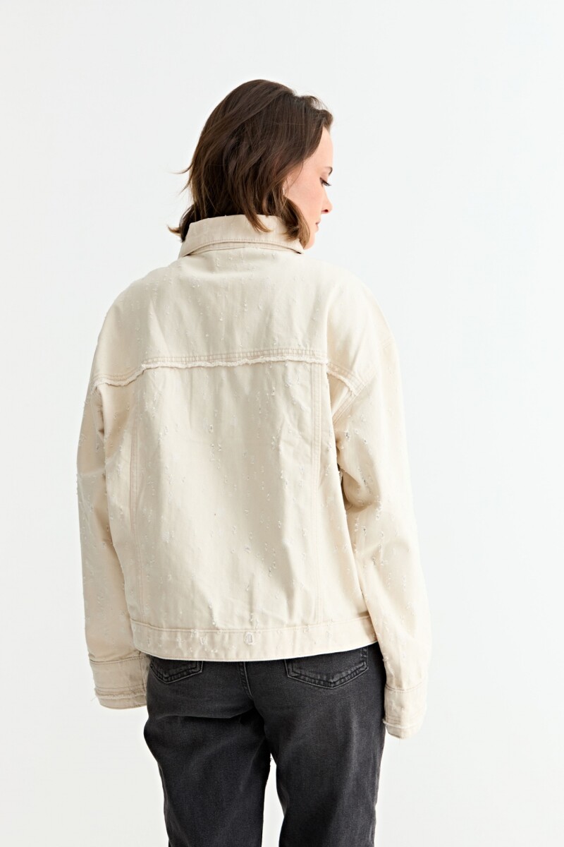 Campera de jean con desgastes CRUDO