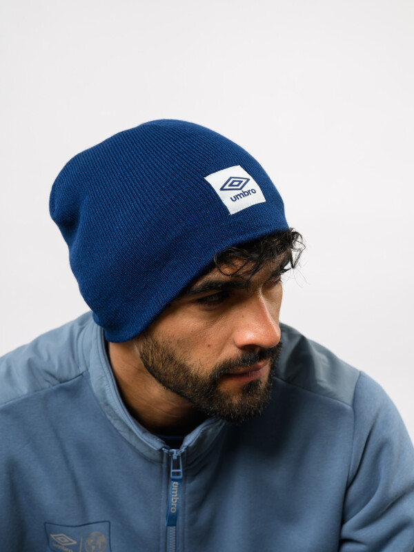 Gorro Brave Umbro Hombre 001