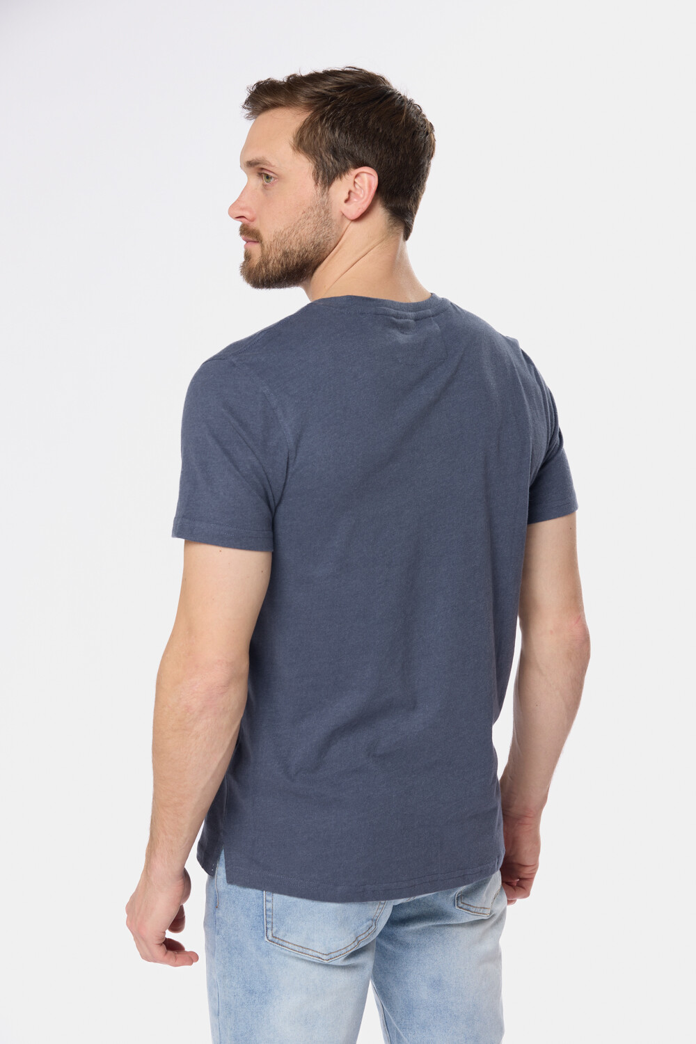 REMERA LISA CON BOTONES Azul