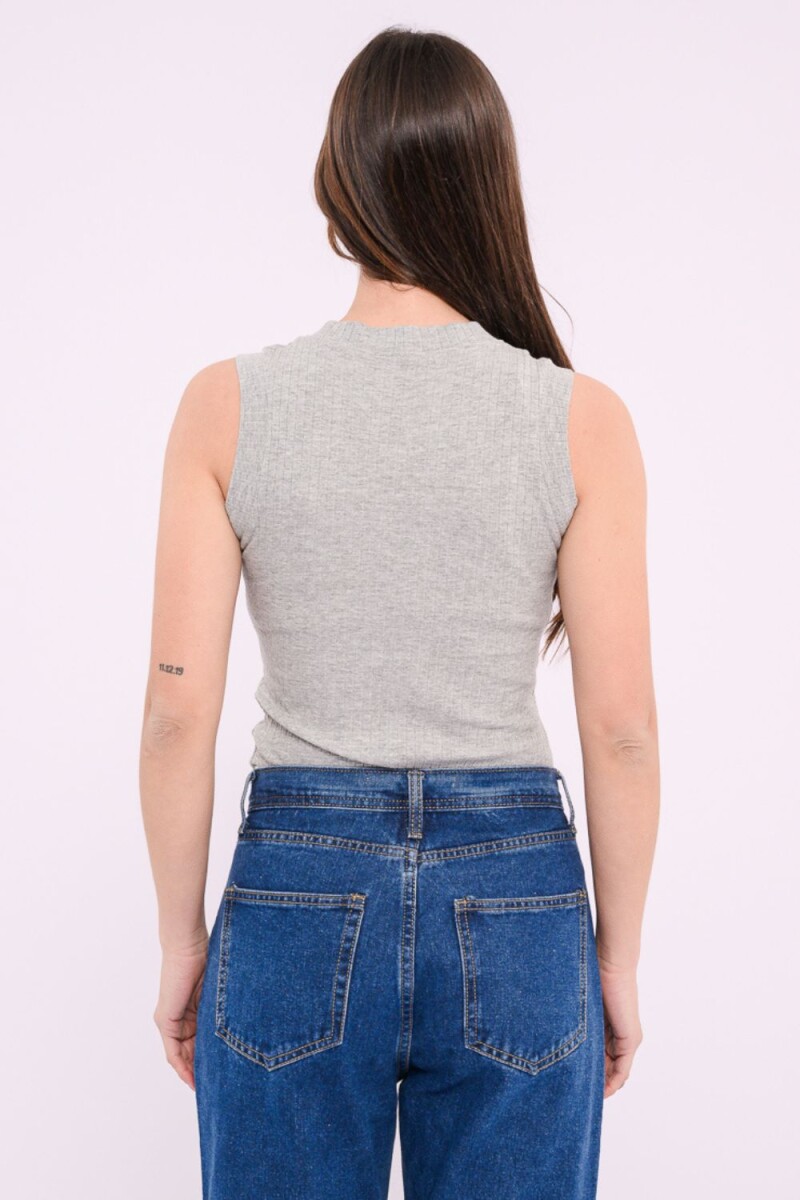 Musculosa Gris