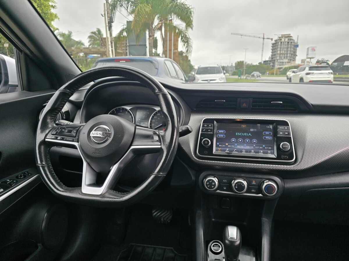 Nissan Kicks Advance EXCELENTE ESTADO! | Permuta / Financia Nissan Kicks Advance EXCELENTE ESTADO! | Permuta / Financia