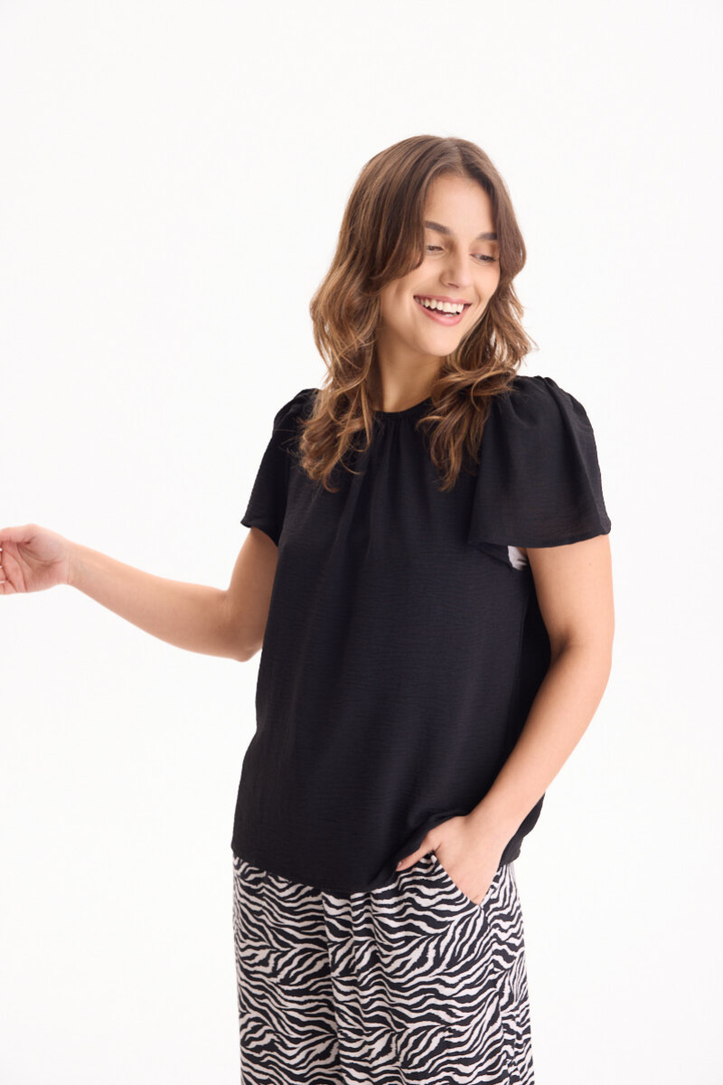 Blusa Menphis Negro