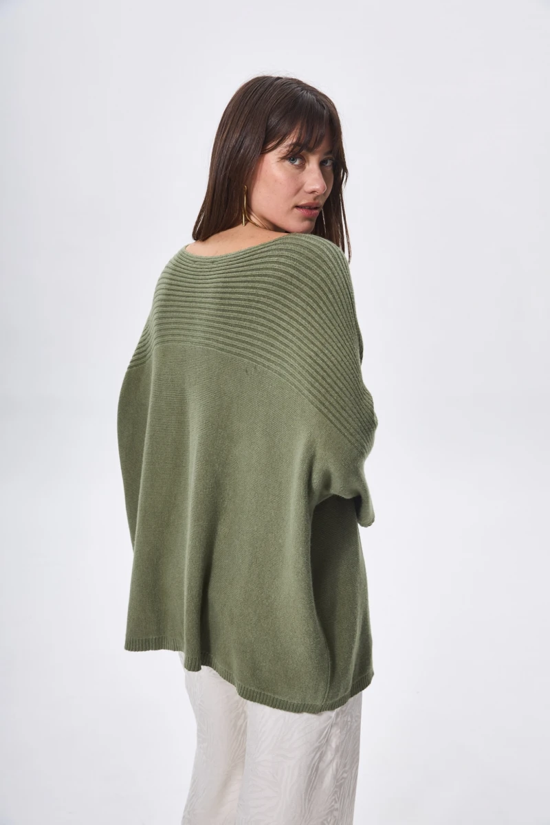 Sweater Colibri verde oliva talle unico