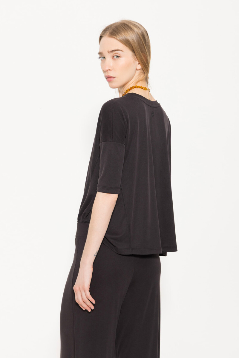 REMERA TEO Negro