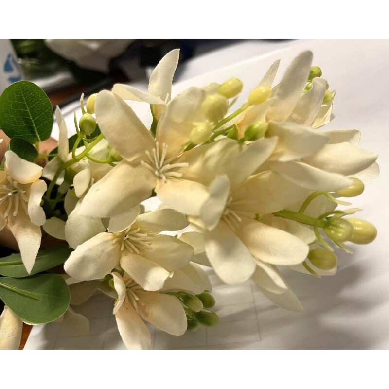 Ramo de Flores Beige Ramo de Flores Beige