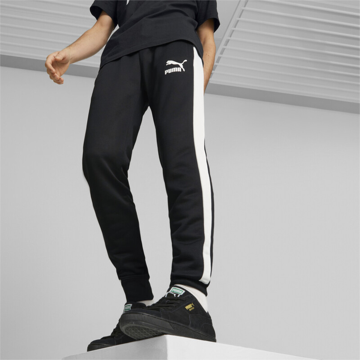 Iconic T7 Track Pants PT 53009801 - Negro 