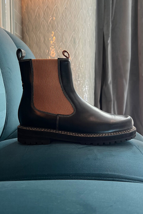 Bota Himalaya Negro